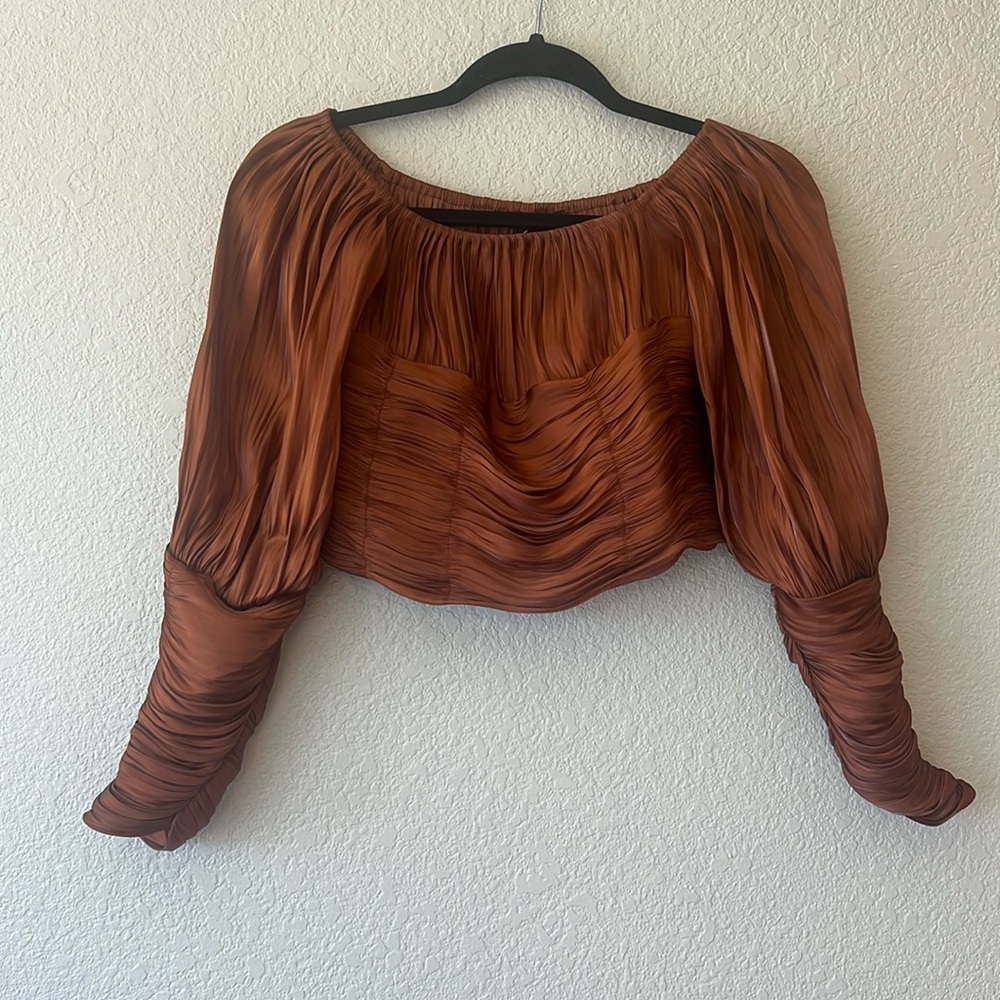 Line & Dot Danielle Off Shoulder Top rust color  size XS NWT